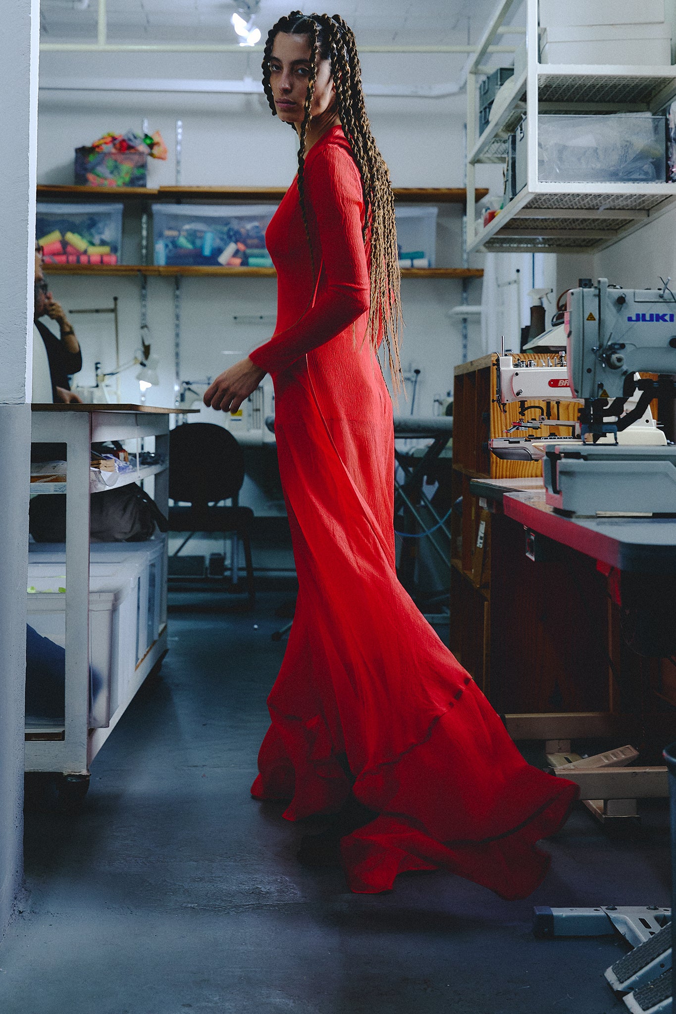 Maxi Vestido com Cauda de Seda Chiffon - Vermelho